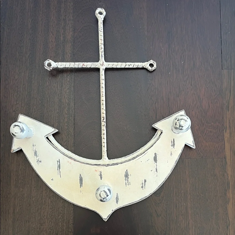 Rustic Anchor Wall Decor in Cream and Silver